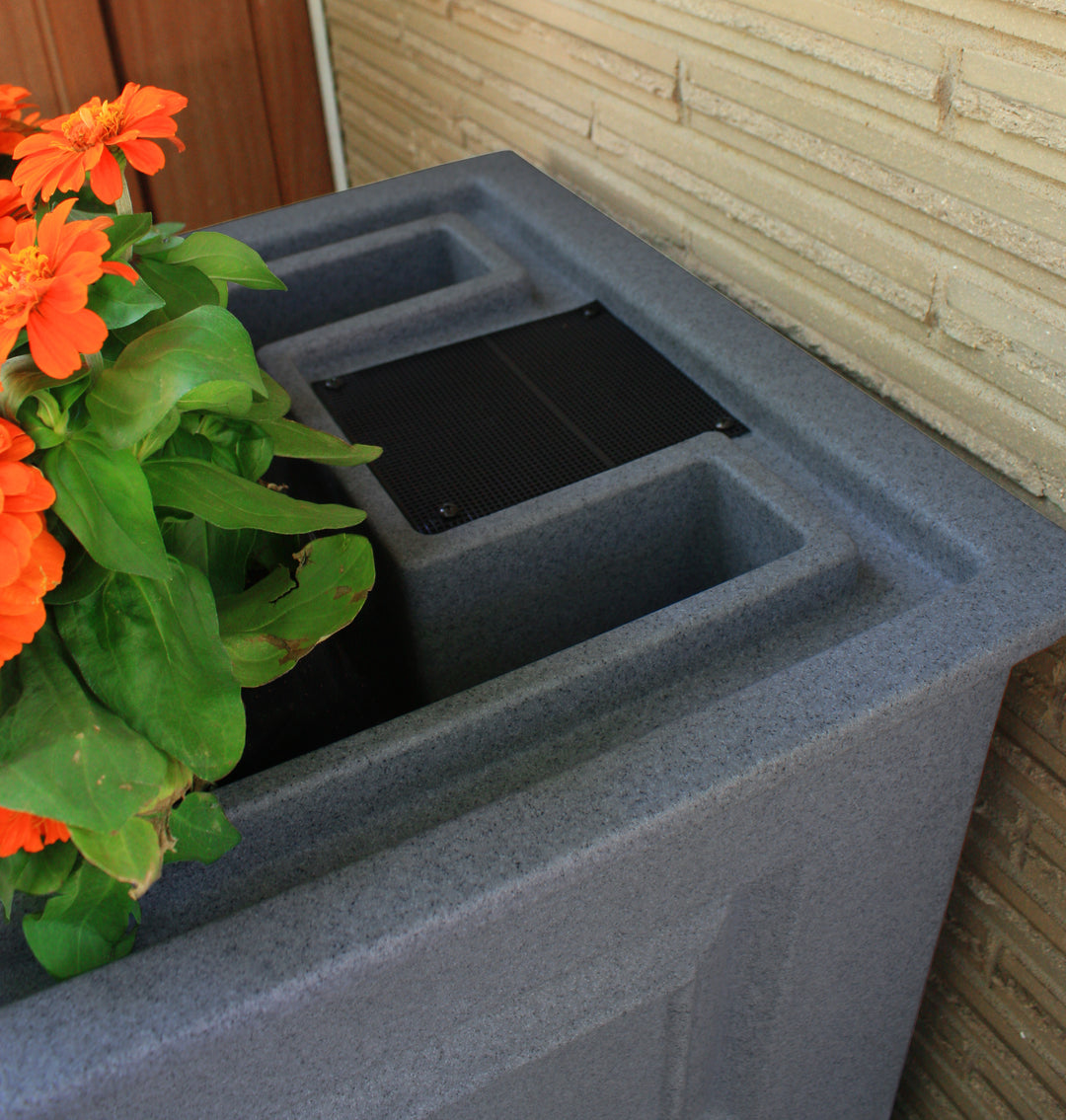 Wizard 50 Savannah Eco Elevated Garden Rain Saver – 50 Gallon Colonial ...